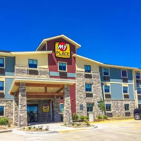 My Place Hotel Davenport
